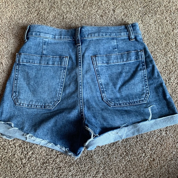 MADEWELL- High Rise Patch Pocket Denim Shorts - Picture 5 of 6